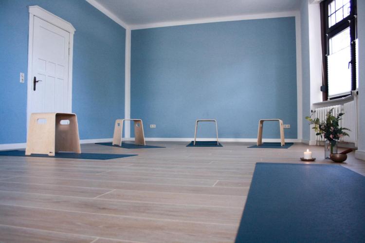 SenYoga: Yoga auf dem Hocker